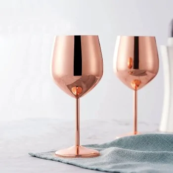 Wine Glass - 17 oz - D: 3 3/4" H: 8 1/4"