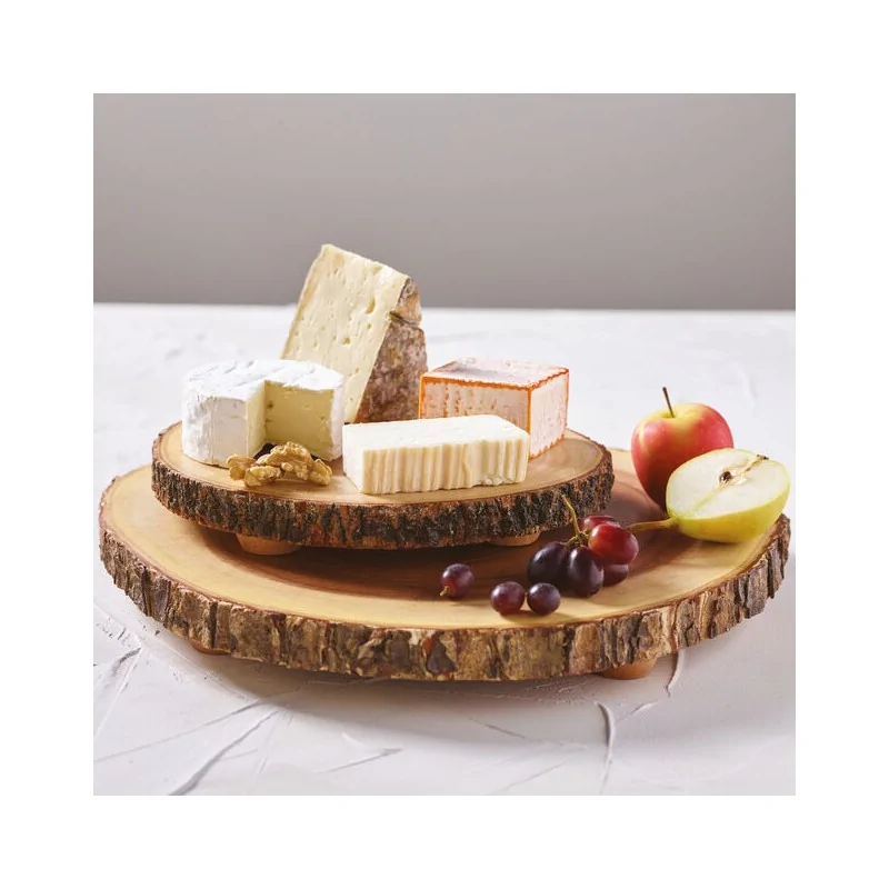 Round Serving Board with live Edge - D: 7⅞” H: ⅞”