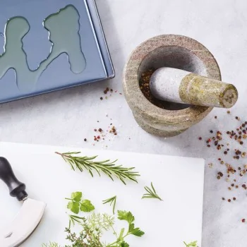 Mortar & Pestle Set - D: 5” H: 4⅜”