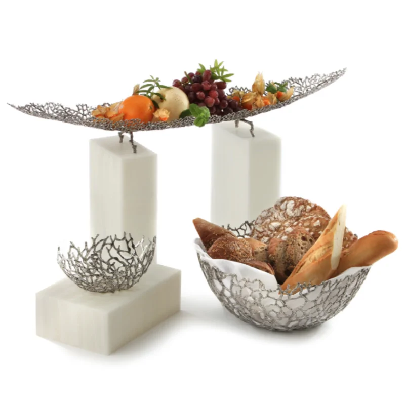 Elegant Resin White Buffet Display - Classy Design - 24 x 16 x 8 cm