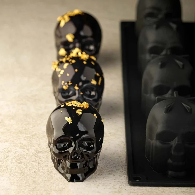 Pavoflex Professional Single Portion Silicone Mold - Skull by Fabrizio Fiorani - 50 mm x 70 mm x 60 h mm - 16 cavity - 120ml Pavoflex Professional Single Portion Silicone Mold - Skull by Fabrizio Fiorani - 50 mm x 70 mm x 60 h mm - 16 cavity - 120ml