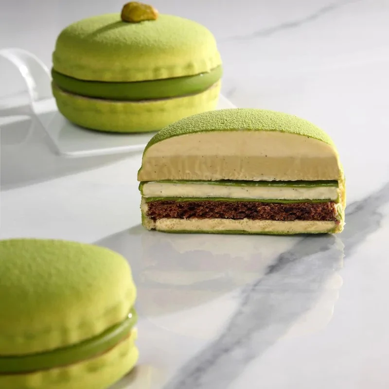 Pavoflex Professional Single Portion Silicone Mold - Mono Macaron Kit - ø 70 mm x 35 h mm - 8 cavity - 110ml Pavoflex Professional Single Portion Silicone Mold - Mono Macaron Kit - ø 70 mm x 35 h mm - 8 cavity - 110ml