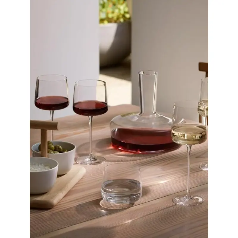 Metropolitan Collection 68oz Wine Decanter