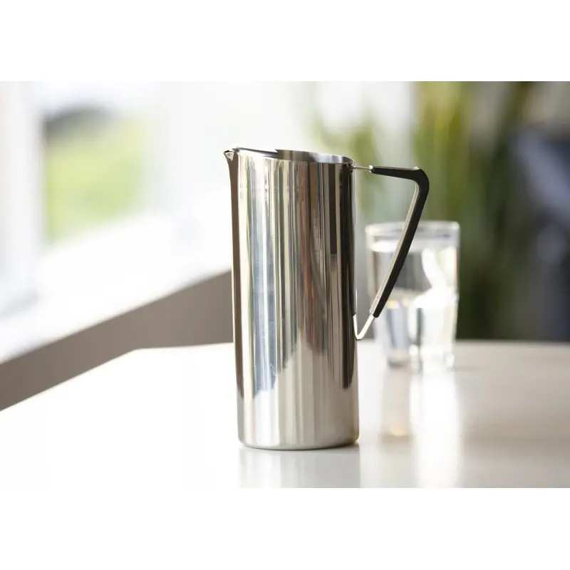 Service Ideas Bell Pitcher 2 Liter Brushed Finish With Guard Vintage Gold