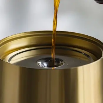Service Ideas Brushes Stainless Steel Insulated 1.5 Gal. Coffee Urns Round Legs w/Flat Lid