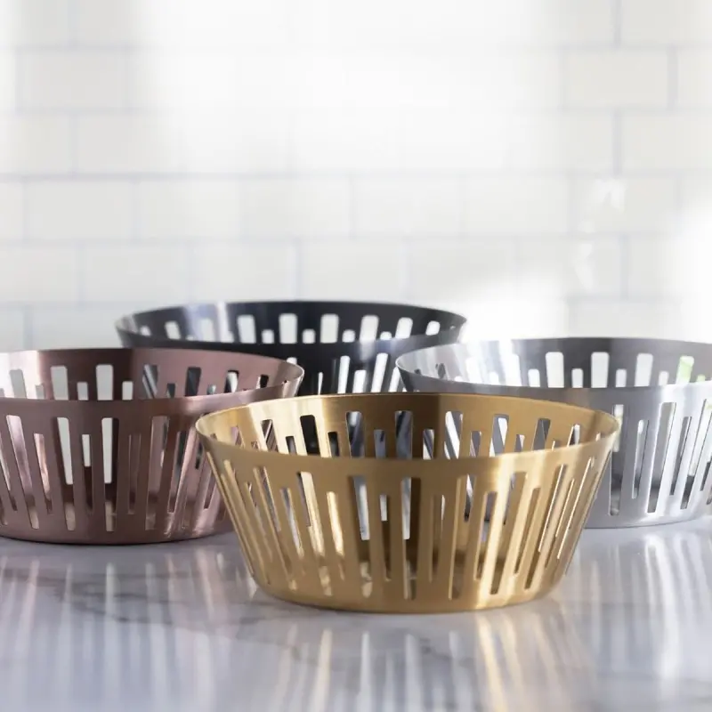 Service Ideas Round Basket 9 Inch Black Onyx Finish
