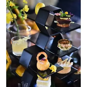 My Glass Studio Petit Fours Stand, White - Set of 3 - 23.7 x 20.0 x 28 cm