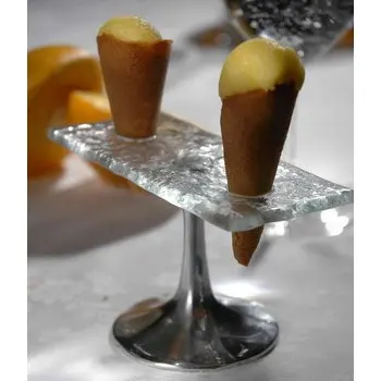 My Glass Studio Food Cone Holder, Clear - Set of 4 - 14.0 x 6.7 x 7 cm