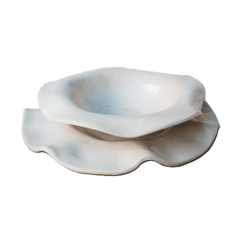 Out of the Blue Perla Deep Plate - Diameter: 9" Inside diameter: 5.9"