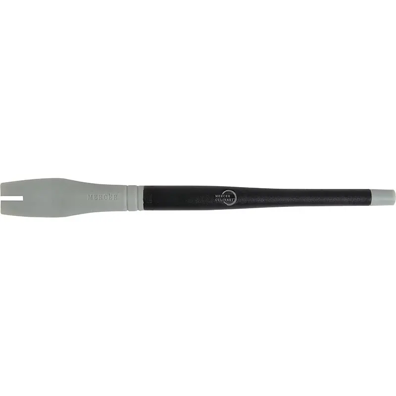 Mercer Culinary Silicone Plating Brush - 2mm Square Notch -