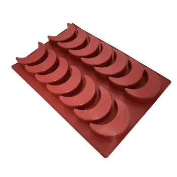 SILMAE Professional Half Moon Silicone Brioche Mold - 140 mm x 93.75 x 40 mm - 278ml - 14 cavity
