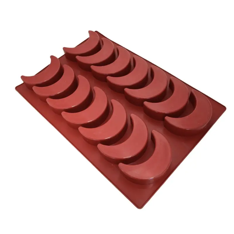 SILMAE Professional Half Moon Silicone Brioche Mold - 140 mm x 93.75 x 40 mm - 278ml - 14 cavity