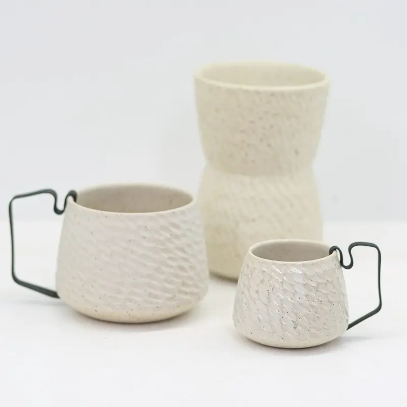 Handcrafted Elegant Large Ceramic Mug - 8.5 cm Dia - 13 cm height - 520 ml volume - Case of 12