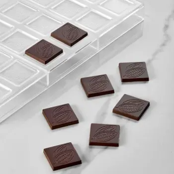Pavoni Italia Professional Polycarbonate Napolitaner Chocolate Praline Mold - 32 mm x 32 mm h x 4.5 mm - 5 gr - 24 cavity