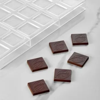 Pavoni Italia Professional Polycarbonate Napolitain Chocolate Praline Mold - 32 mm x 32 mm h x 4.5 mm - 5 gr - 24 cavity