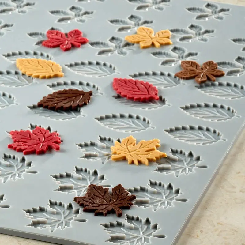 Pavoni Italia Foliage Decoration Silicone Mold by Paolo Griffa - Ø mm x 32 mm x h 2 mm - 45 cavity