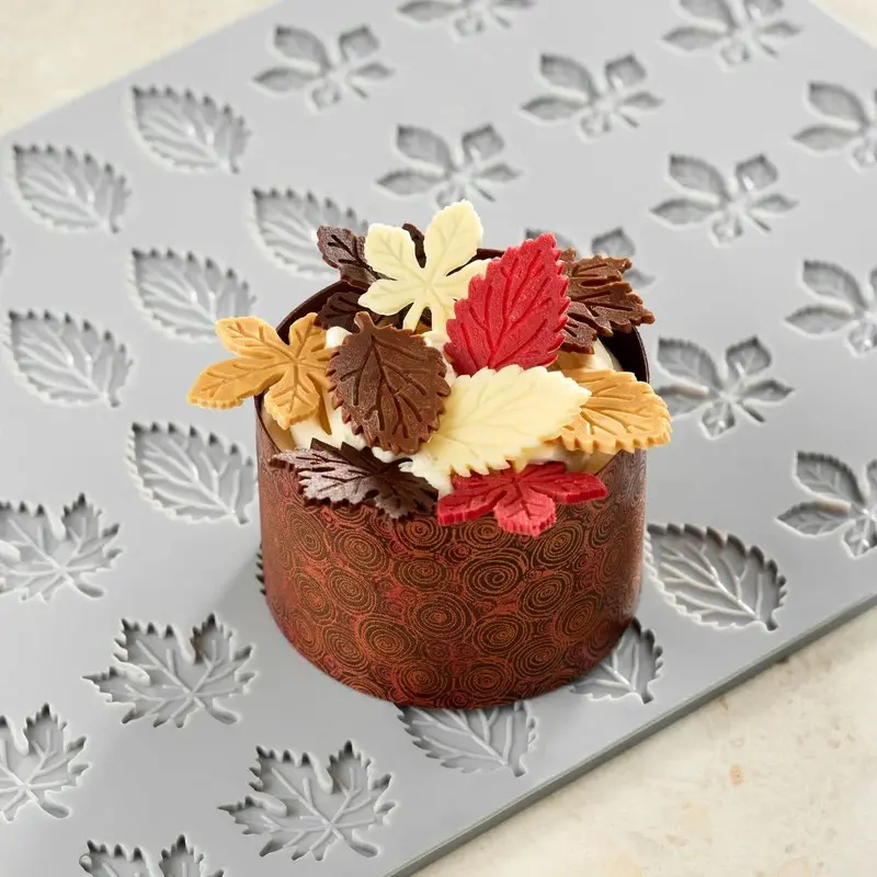 Pavoni Italia Foliage Decoration Silicone Mold by Paolo Griffa - Ø mm x 32 mm x h 2 mm - 45 cavity