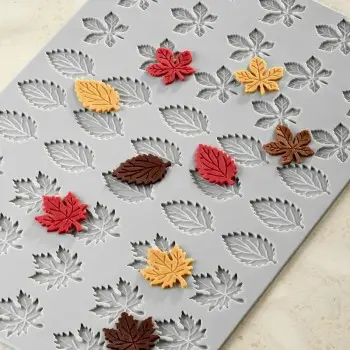 Pavoni Italia Foliage Decoration Silicone Mold by Paolo Griffa - Ø mm x 32 mm x h 2 mm - 45 cavity