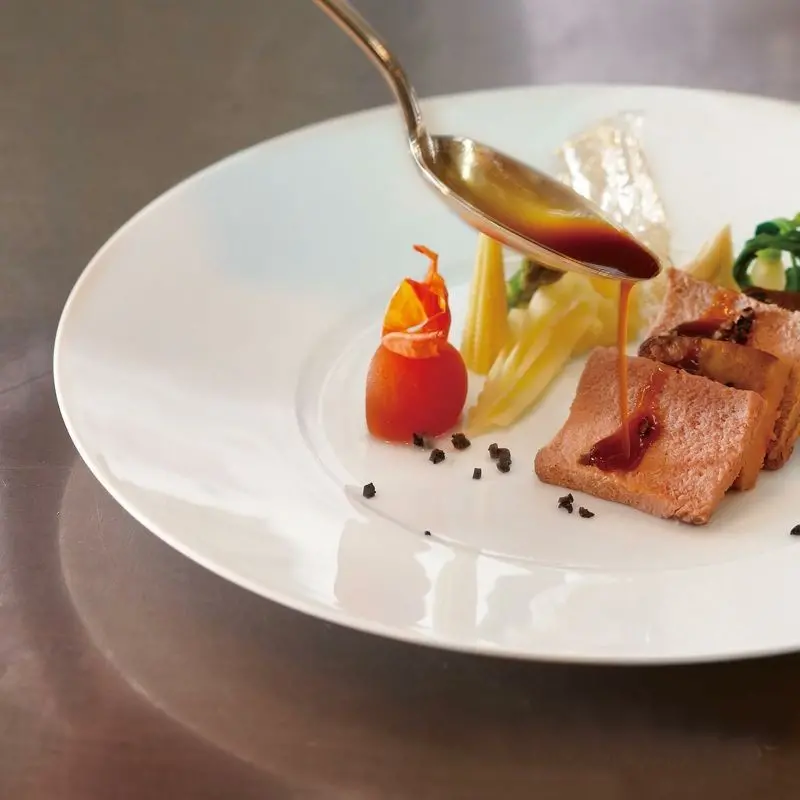 Noritake Grandir Collection Round Platter 32cm Noritake Grandir Collection Round Platter 32cm