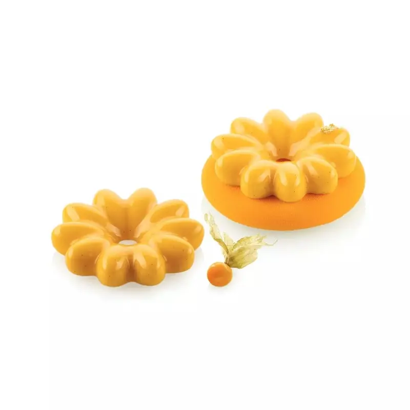 Silikomart Professional Bloom 45 Single Portion Silicone Pastry Mold - ø77 mm x h 17 mm - 45ml - 6 cavity