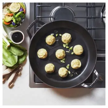 Staub 3.5-qt Braiser with Glass Lid - Lilac