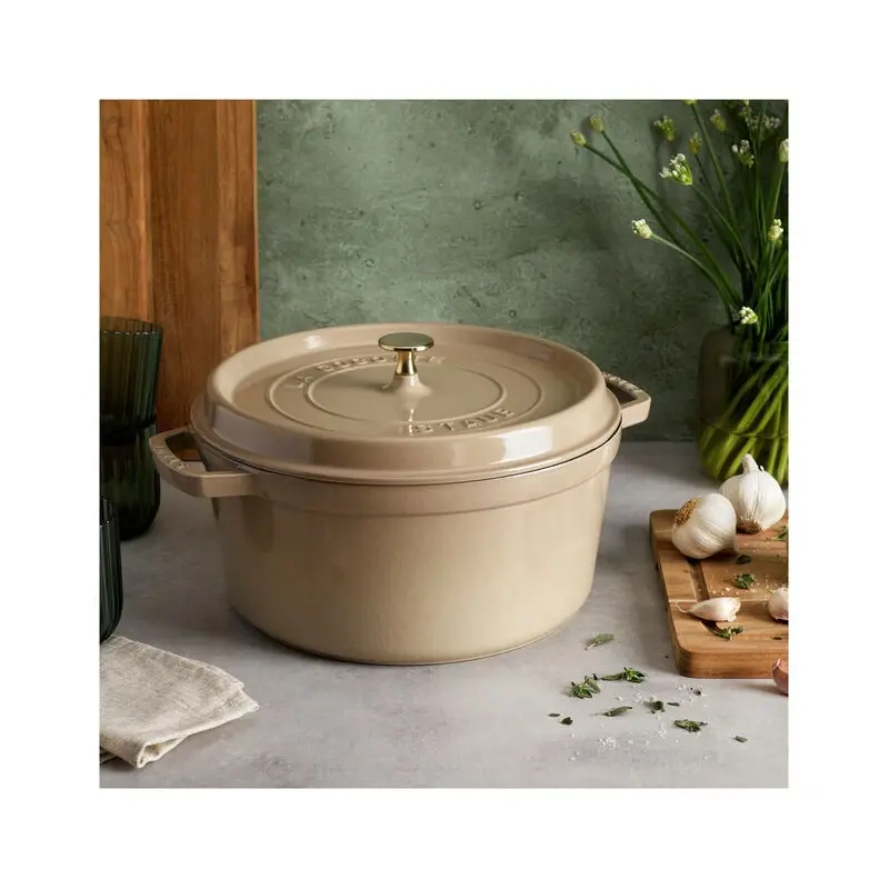 Staub 7-qt Round Dutch Oven - Sesame