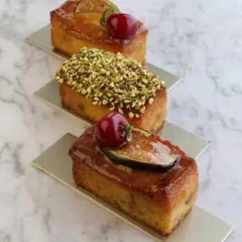 SILMAE Professional Silicone Pastry Mold - Rectangle - 90 mm x 40 mm x 30 mm – 104 ml - 35 cavity