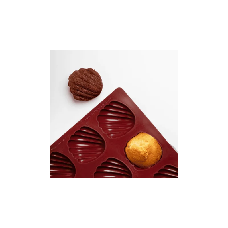 SILMAE Professional Silicone Pastry Mold - Shellfish - 90 mm x 40 mm x 30 mm – 85 ml - 24 cavity