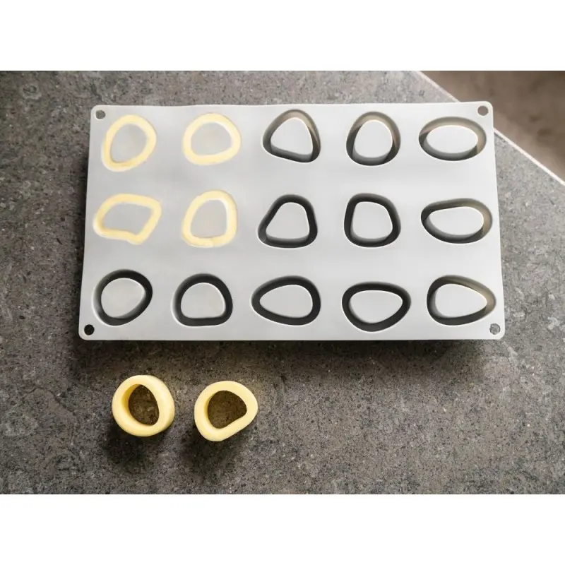 Professional Silicone Silicone Mould Bone - 30 x 17 x 2 cm