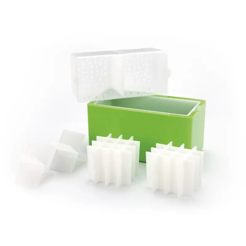 Professional Plastic Ice Cube Mould - 30 x 20 x 20 cm
