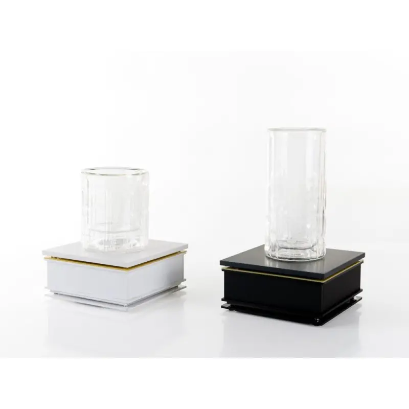 Professional Plastic Tesla Base Black (Network) - 13 x 13 cm