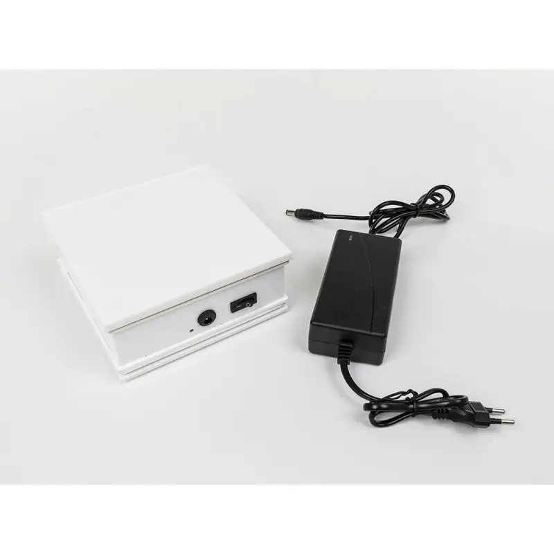 Professional Plastic Tesla Base Plug-in - 13 x 13 cm Professional Plastic Tesla Base Plug-in - 13 x 13 cm