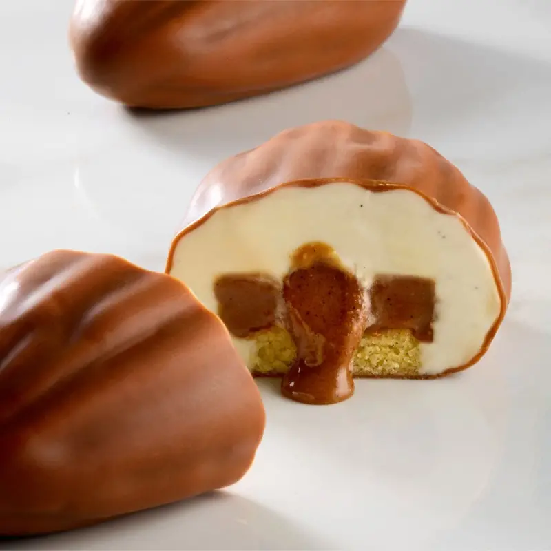 Professional Single Portion Silicone Mold - Almond by Emmanuele Forcone - 93 mm x 58 mm x h 38 mm - 12 cavity - 120ml