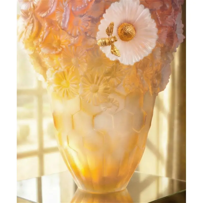 Daum Glass Sculpture Magnum Vase Or d'Abeille in Limited Edition of 99 ex, Gold leaf gilding - 51.5cm x 42.0cm x 40.0cm