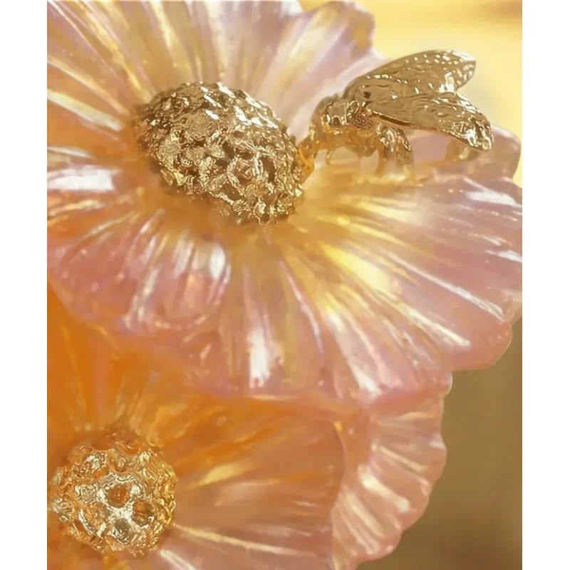 Daum Glass Sculpture Small Decorative Bouquet Or d'Abeille in a numbered Edition, Gold leaf gilding - 4.5cm x 9.5cm x 10.5xm