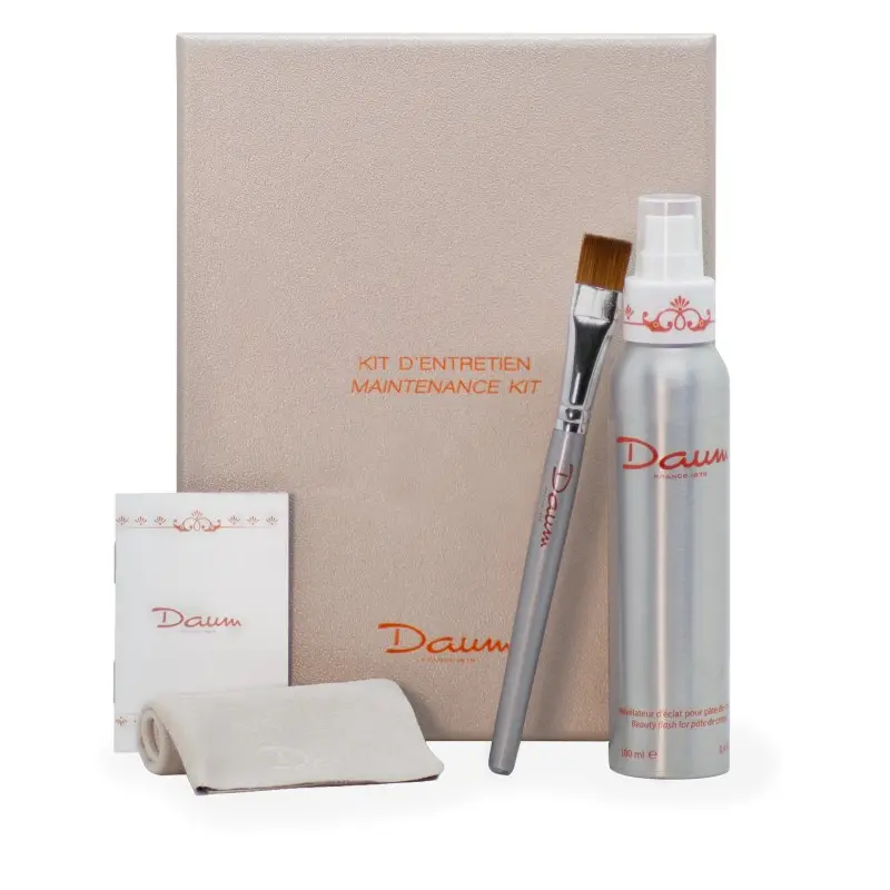 Daum Care Kit - Maintenance Kit Daum care kit a guarantee of care for your crystal works. preserves their beauty and brilliance.