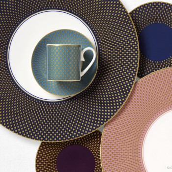 Signature Design Dinnerware