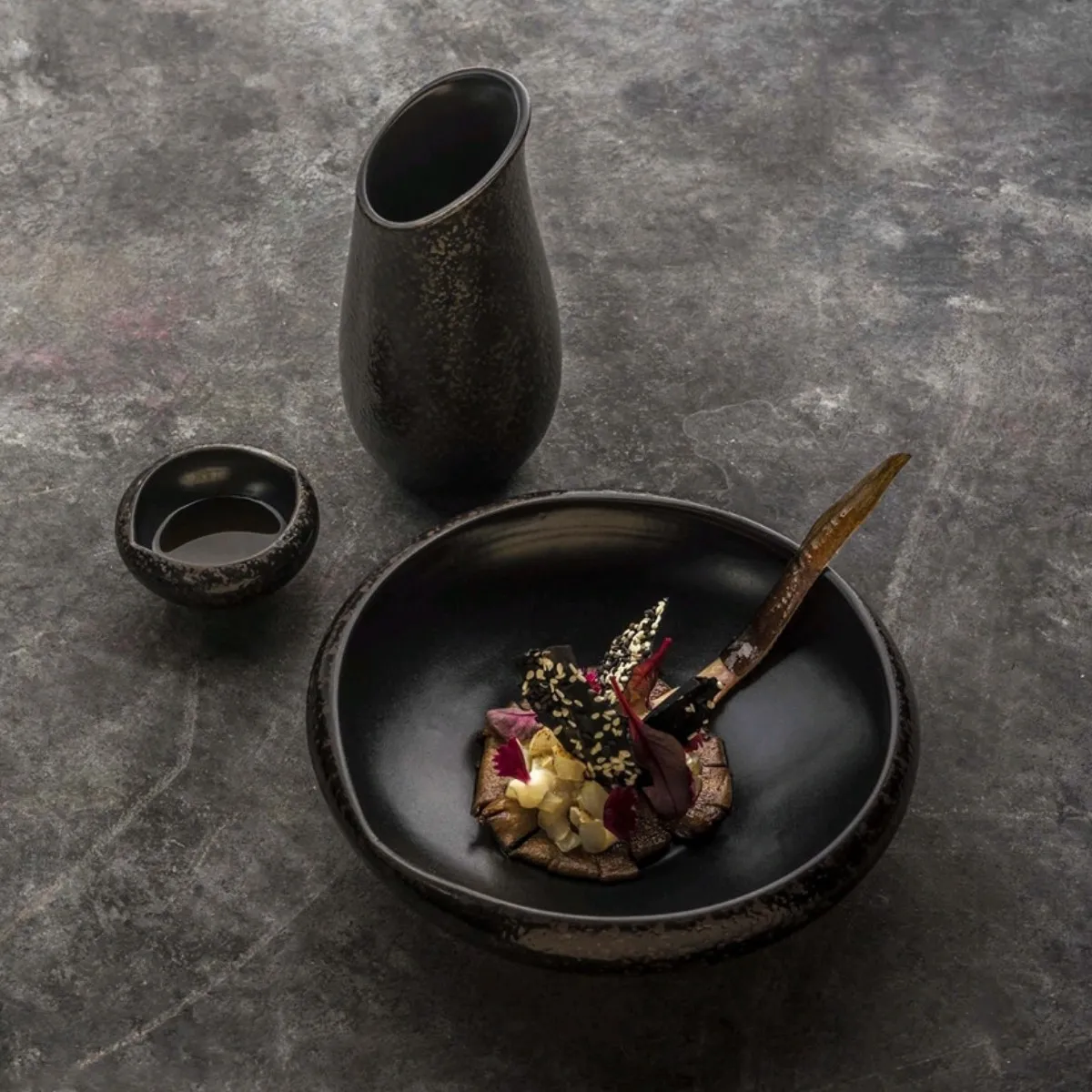Contemporary Dinnerware