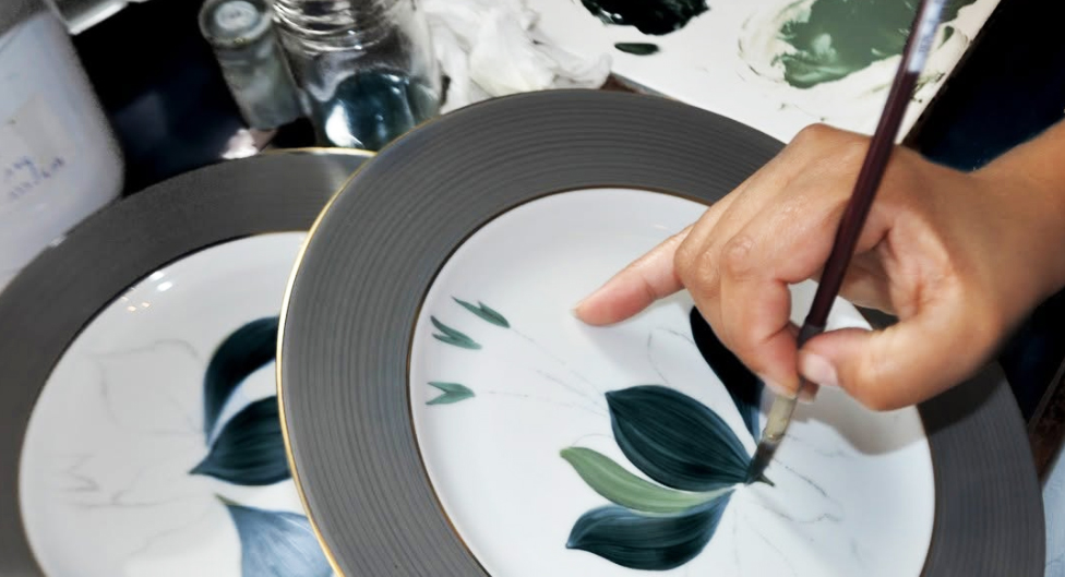 BESPOKE DINNERWARE